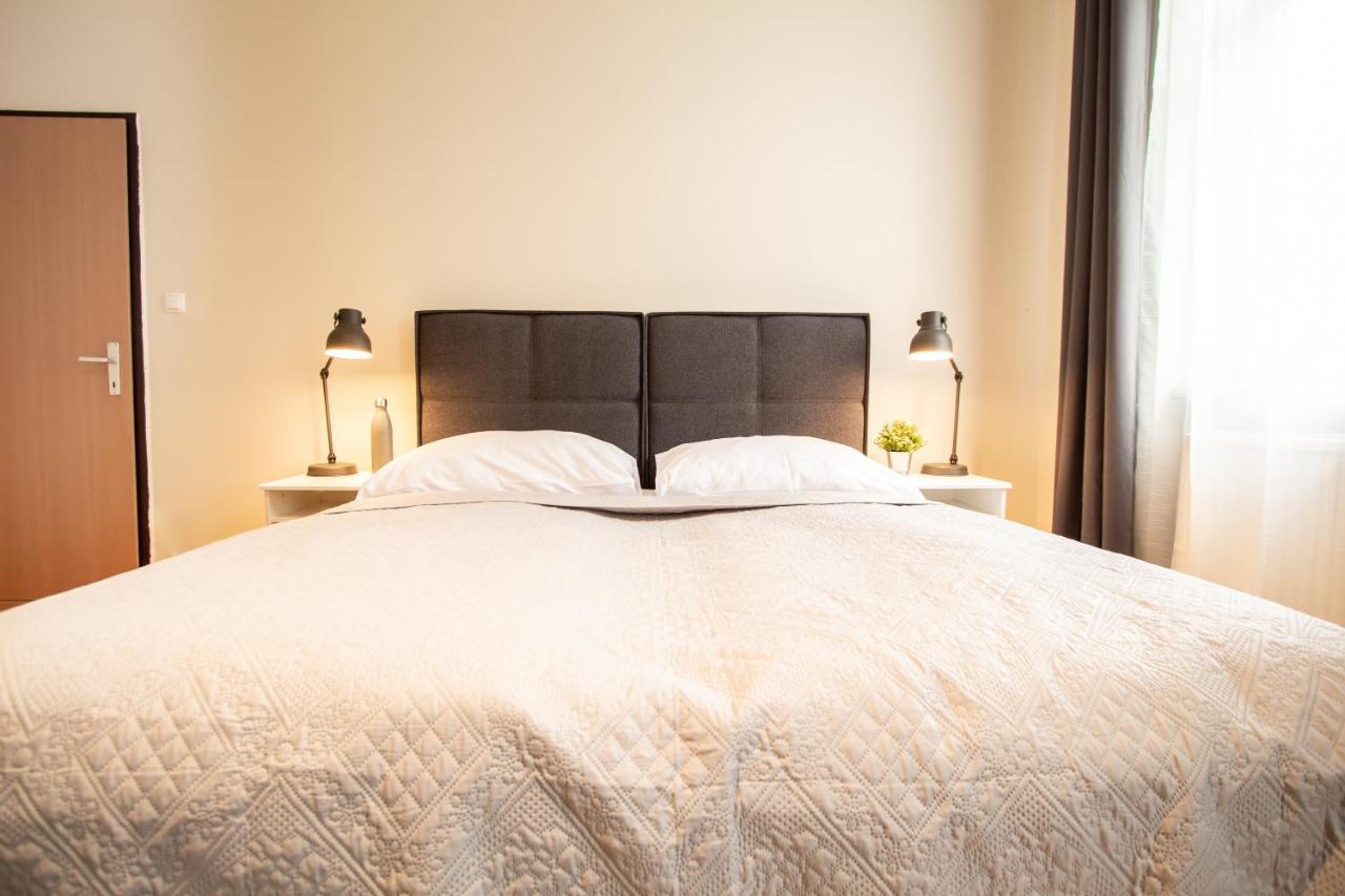Apartment Enenkelstrasse Wina Bagian luar foto